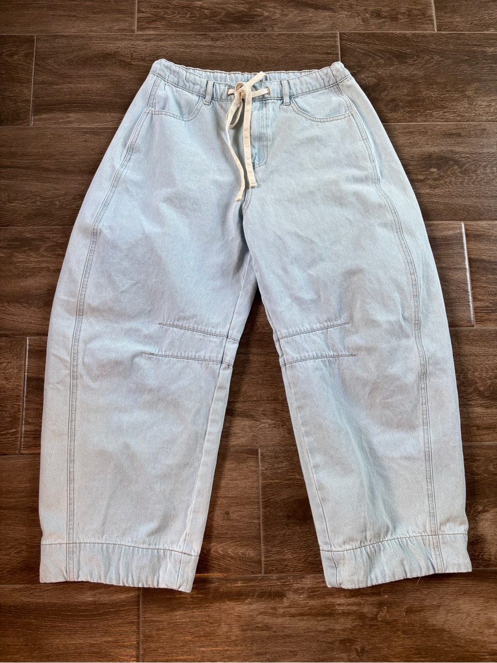 Peach Love California Light Blue Denim Barrel Leg Jeans Size 8-10 Floral Hem